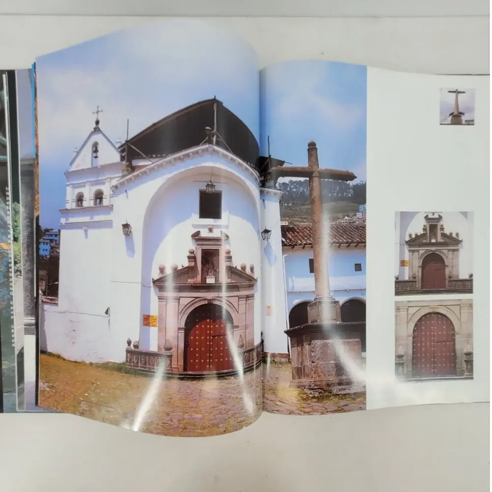 Quito Arquitectura De La Memoria Hardcover Architecture‎ Book Thoughtful
